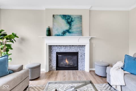 Living room at 515 Lynton Way, Westfield, IN