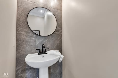 Bathroom at 515 Lynton Way, Westfield, IN