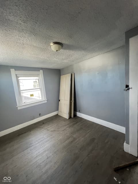Photo of 409 Parkway Avenue, Indianapolis, IN
