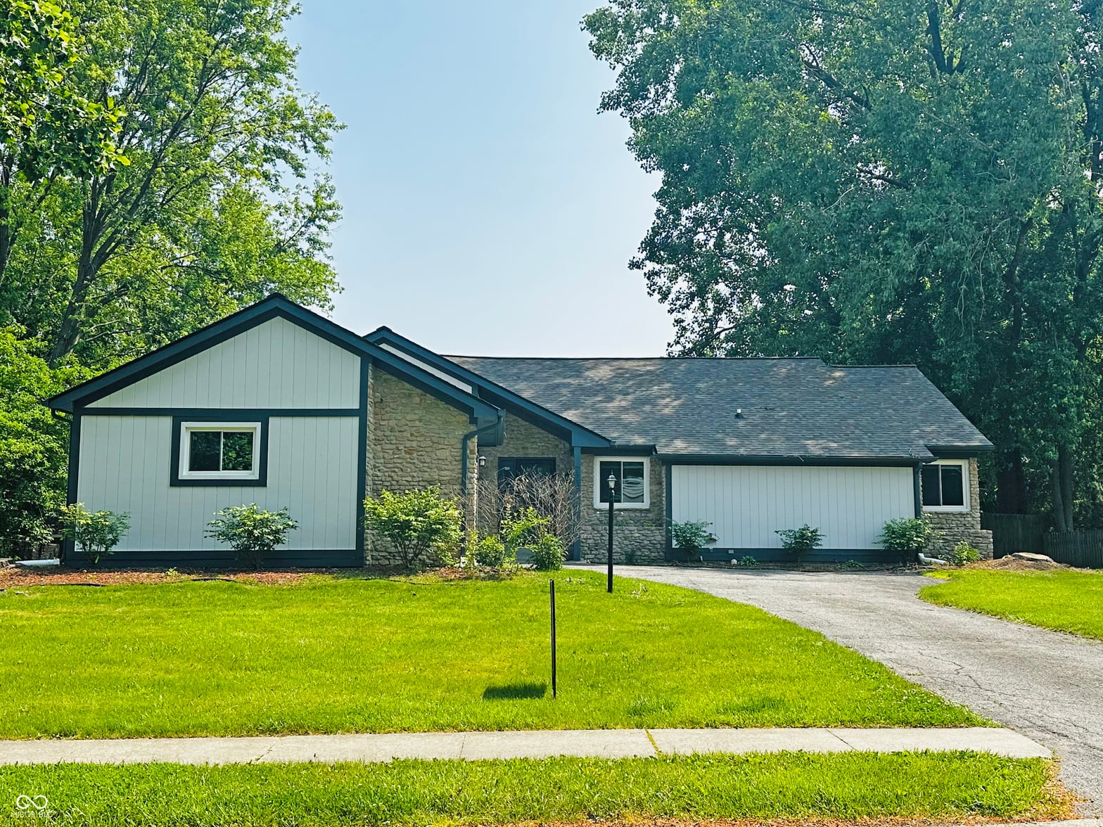 Photo of 723 Bennett Road, Carmel, IN