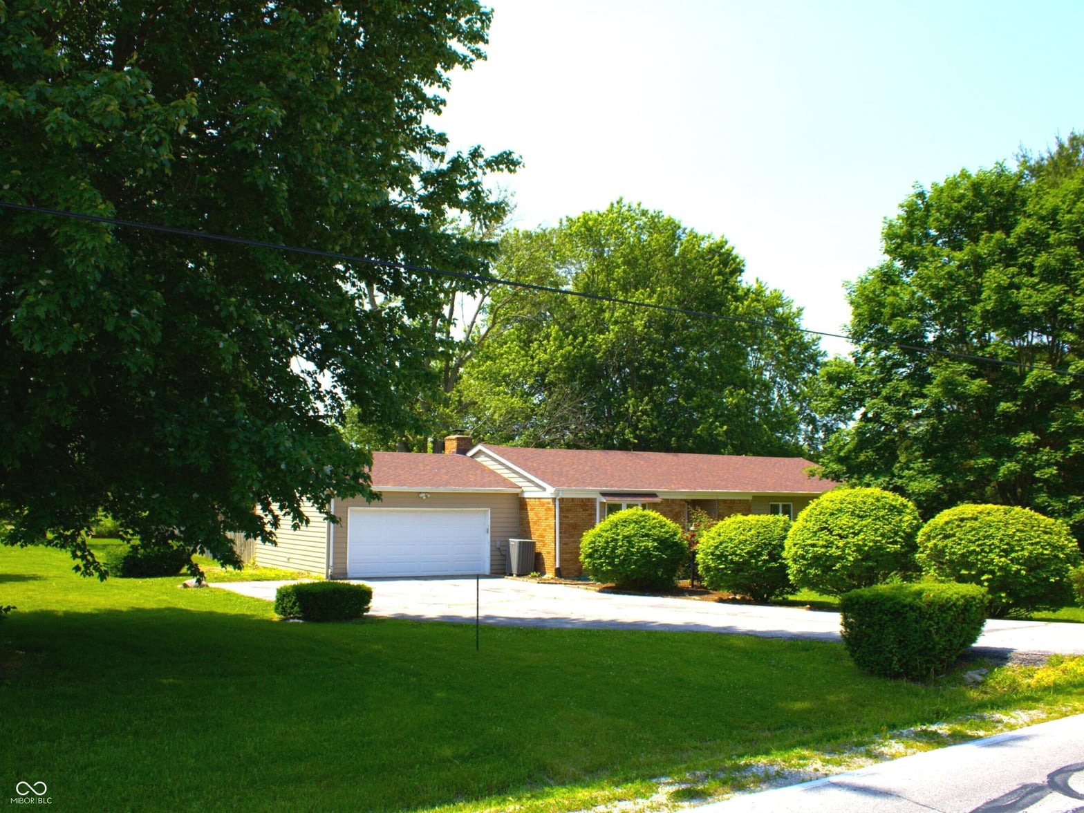 Front exterior at 11343 E 191st Street, Noblesville, IN