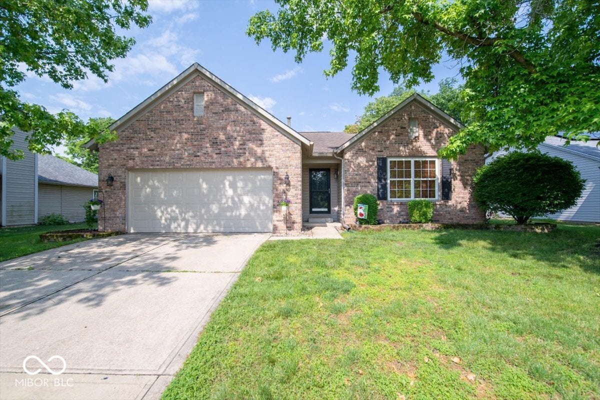 Photo of 13910 Brightwater Drive, Fishers, IN