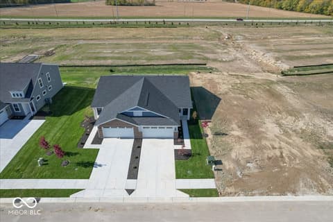Photo of 874 Rosebud Lane, Greenfield, IN