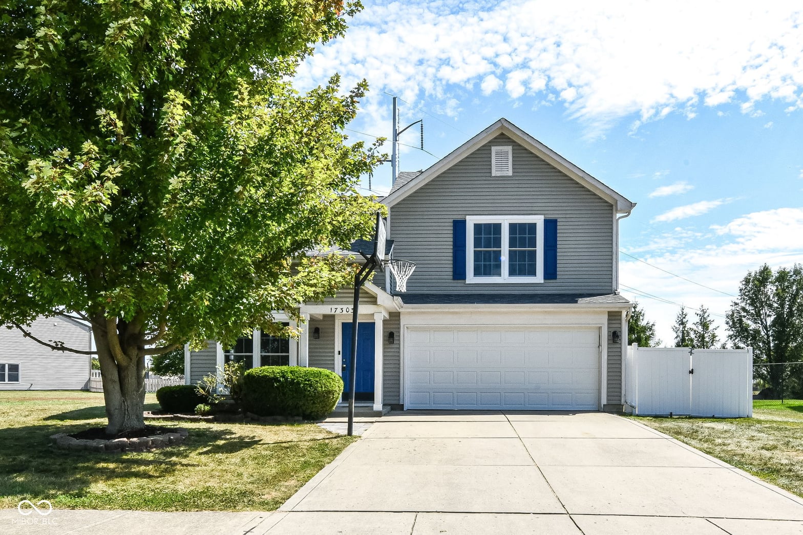 Front exterior at 17303 Puntledge Drive, Westfield, IN