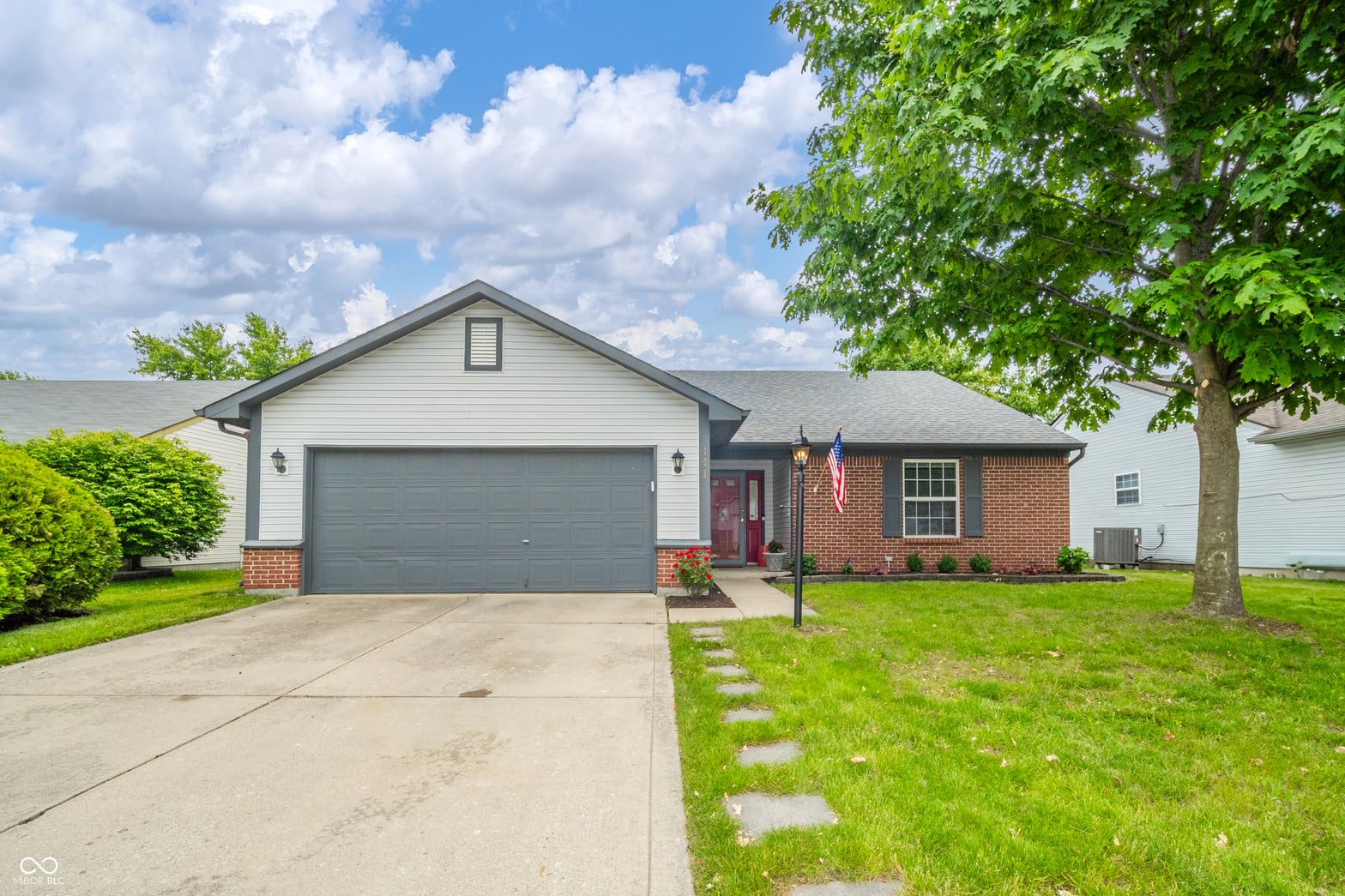 Photo of 441 E Pine Ridge Drive, Westfield, IN