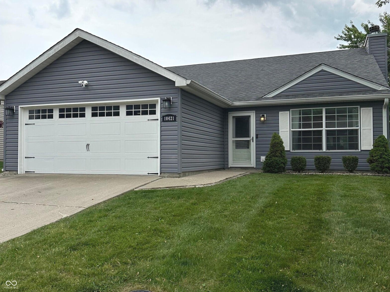 Photo of 10421 Sand Creek Boulevard, Fishers, IN