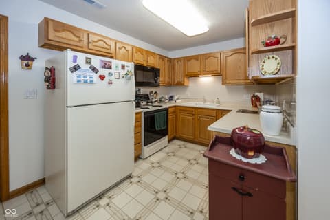 Kitchen at 7632 Sea Crest Way N, Noblesville, IN