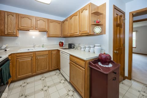 Kitchen at 7632 Sea Crest Way N, Noblesville, IN