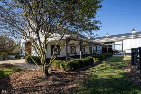 Side exterior at 115 W State Road 38, Pendleton, IN