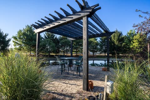 Outdoor living area at 115 W State Road 38, Pendleton, IN