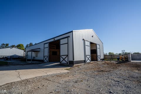Out Buildings — 115 W State Road 38, Pendleton, IN
