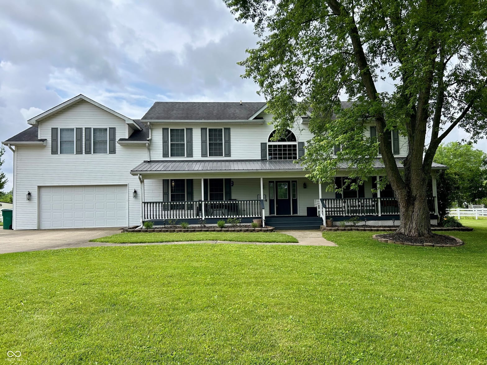 Front exterior at 7195 W 700 N, Fairland, IN