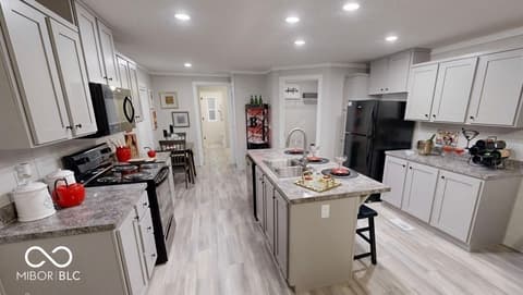 Photo of 318 Lazy River Road, Cloverdale, IN