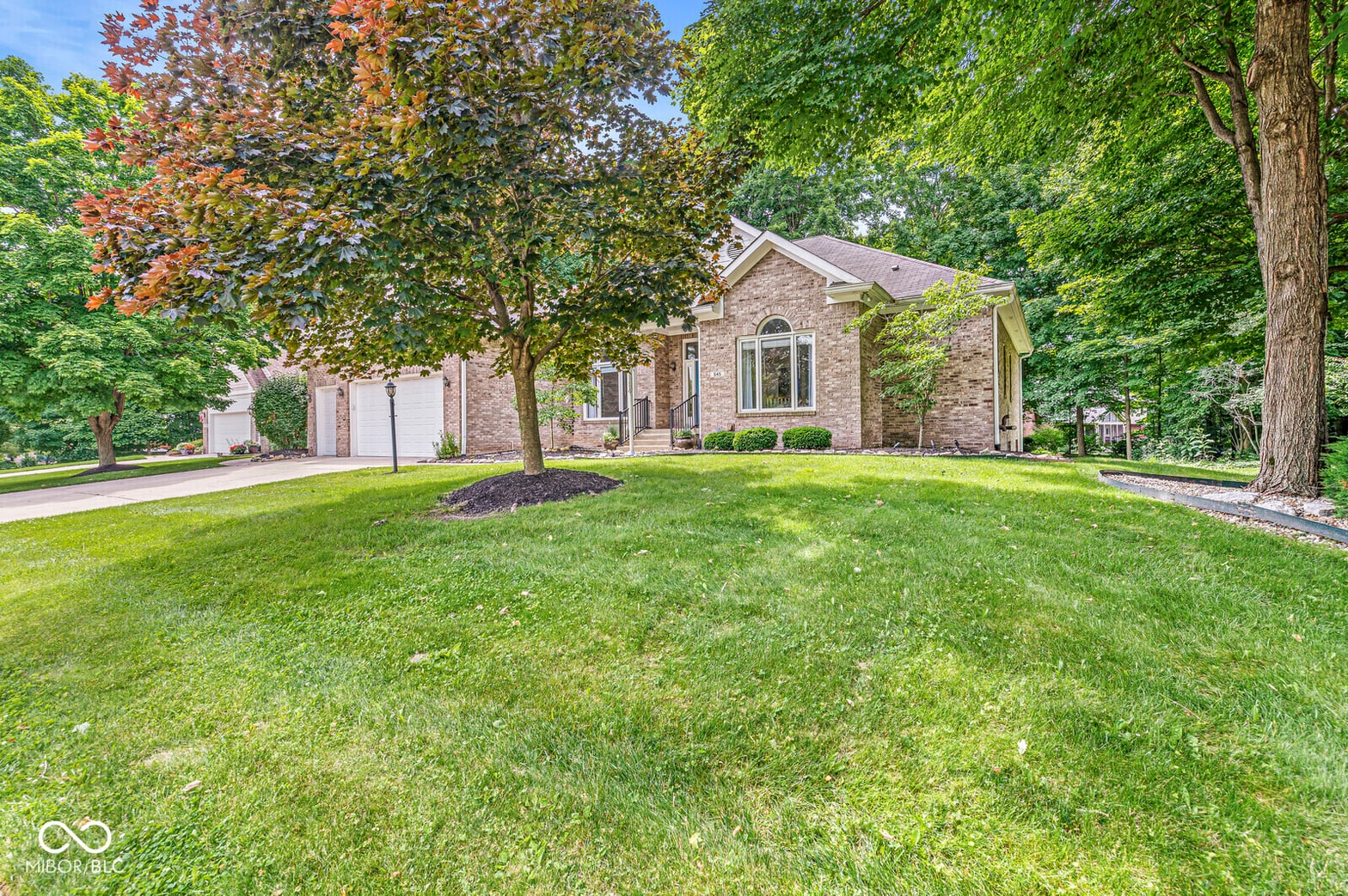 Photo of 545 Pitney Drive, Noblesville, IN