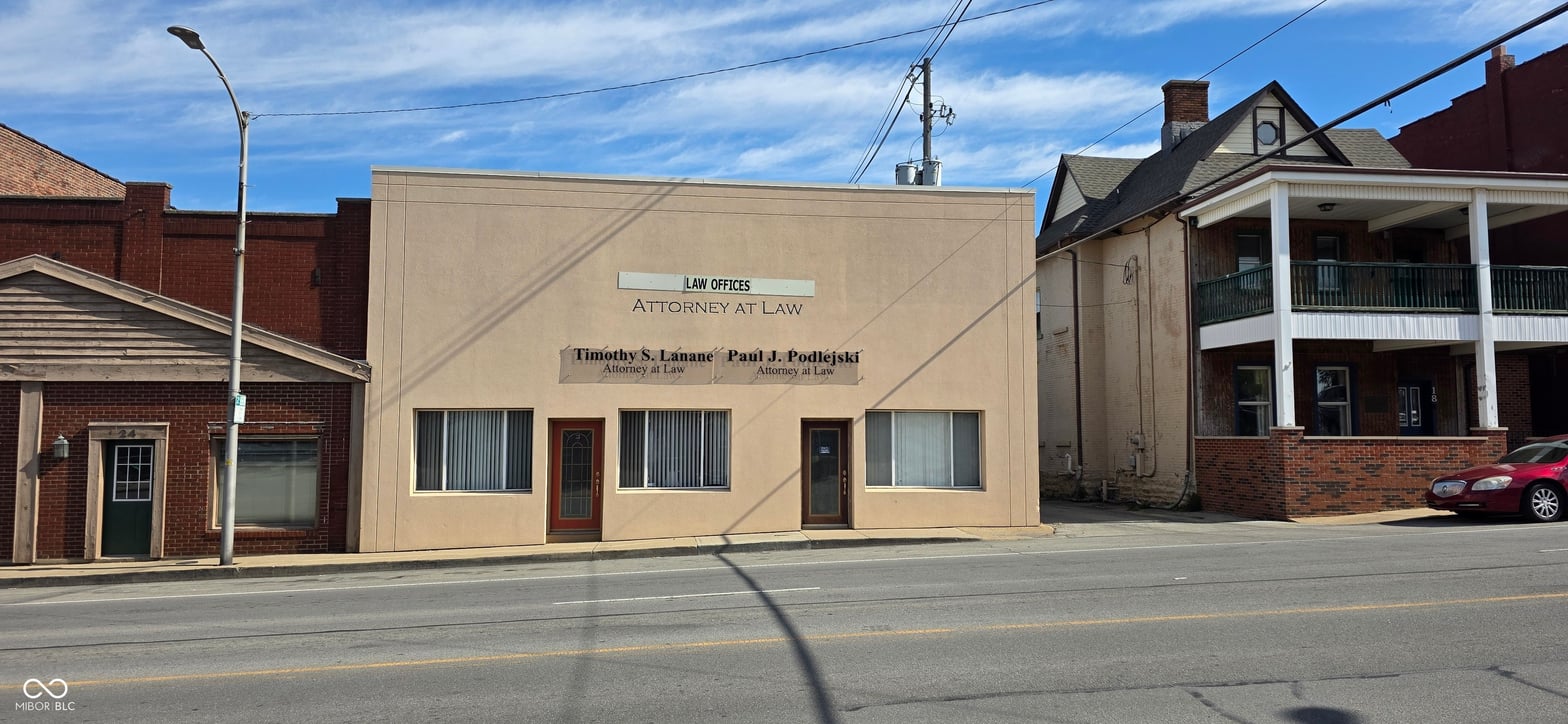 Front exterior at 22 W 8th Street, Anderson, IN