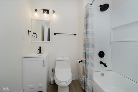 Photo of 1038 W 33rd Street, Indianapolis, IN