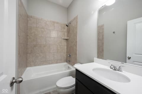 Photo of 1590 Birchfield Drive, Westfield, IN