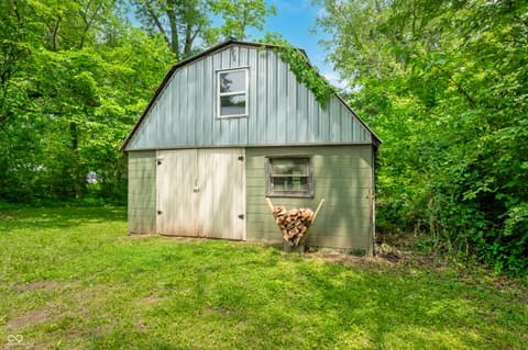 Photo of 5800 South Shore Drive, Nashville, IN