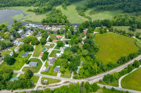 Photo of 5800 South Shore Drive, Nashville, IN