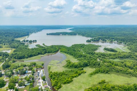 Photo of 5800 South Shore Drive, Nashville, IN