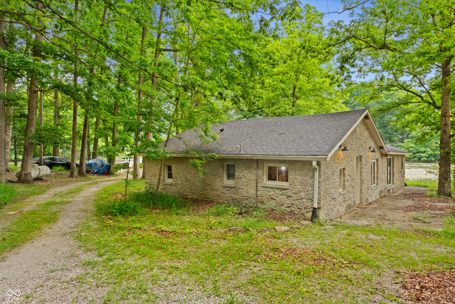 Photo of 4418 North Drive, Quincy, IN