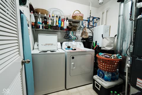 Laundry room at 4233 Pearson Drive, Westfield, IN
