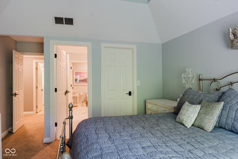 Photo of 16307 Stony Ridge Drive, Noblesville, IN