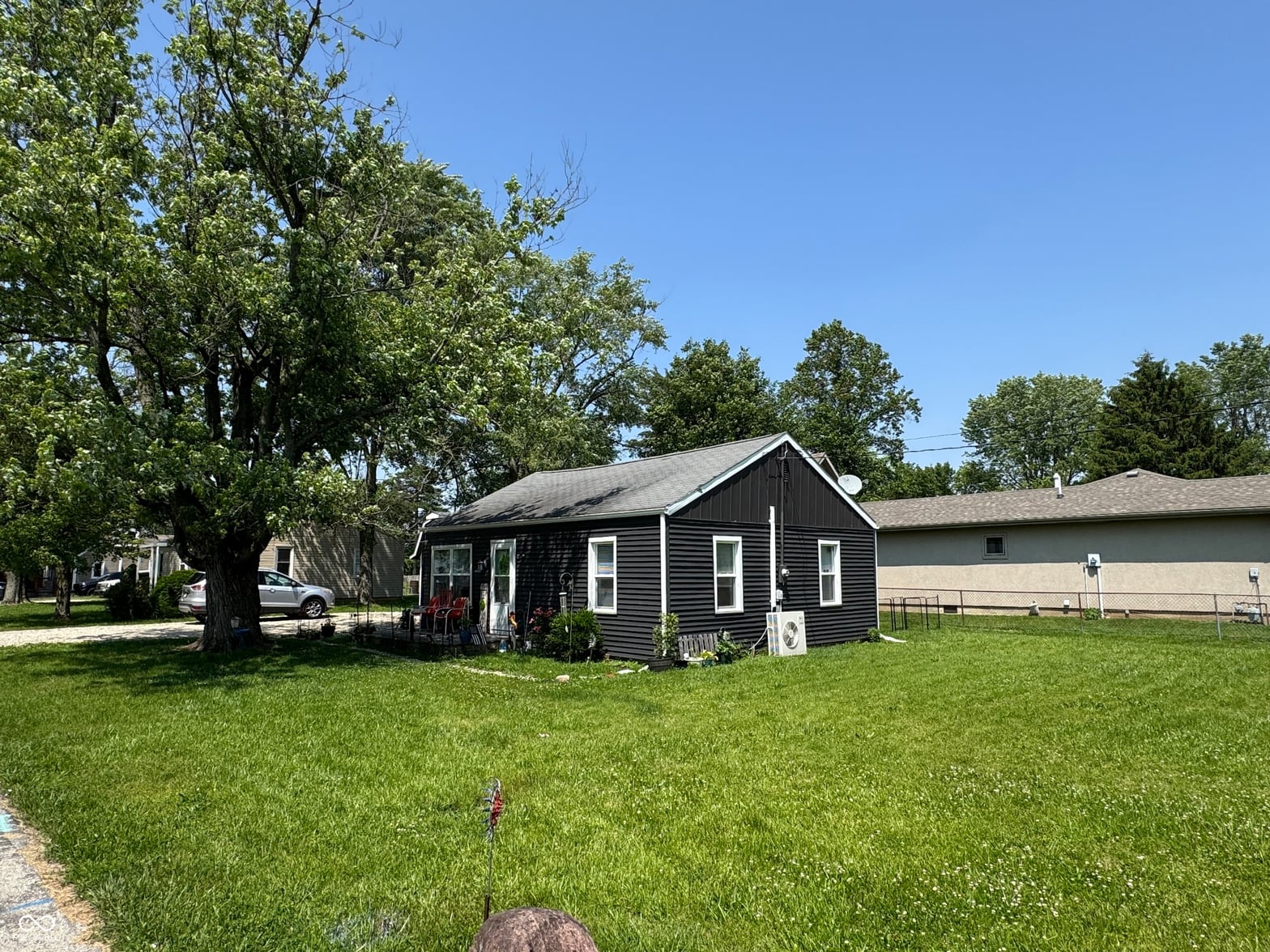 Side exterior at 208 S Williams Street, Selma, IN