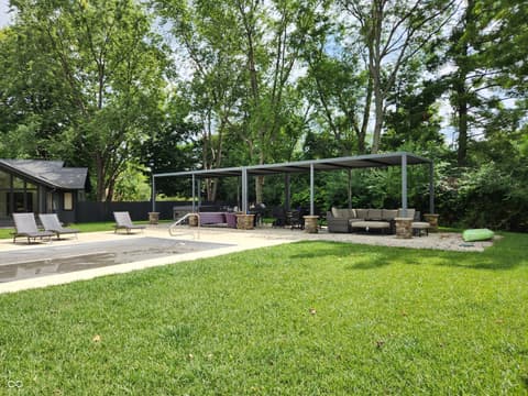 Photo of 50 Beechwood Court, Carmel, IN