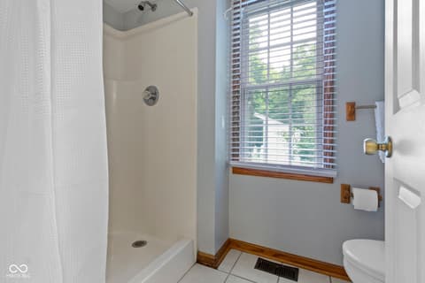 Photo of 10808 Greenbriar Drive, Fishers, IN
