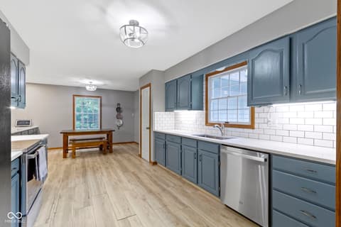 Photo of 10808 Greenbriar Drive, Fishers, IN