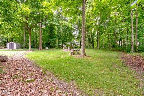 Photo of 10808 Greenbriar Drive, Fishers, IN
