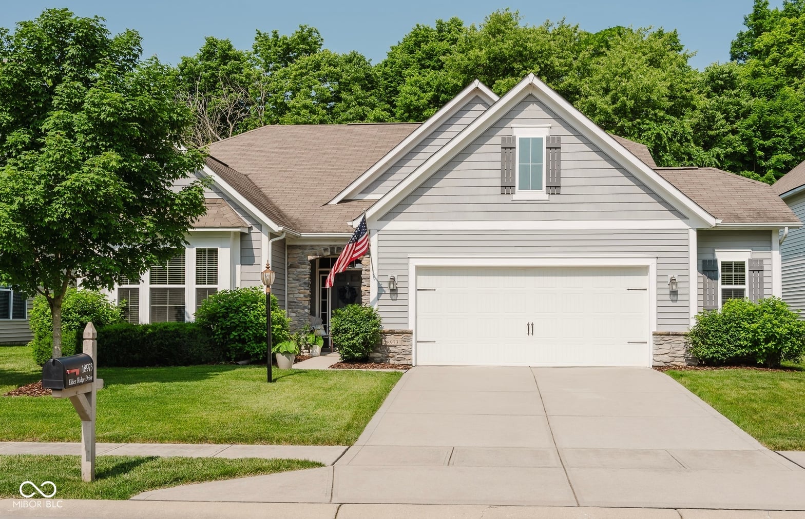 Photo of 18973 Elder Ridge Drive, Noblesville, IN