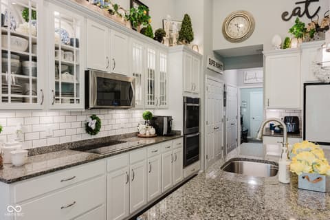 Photo of 18973 Elder Ridge Drive, Noblesville, IN
