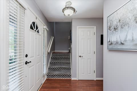 Photo of 10559 Greenway Drive, Fishers, IN