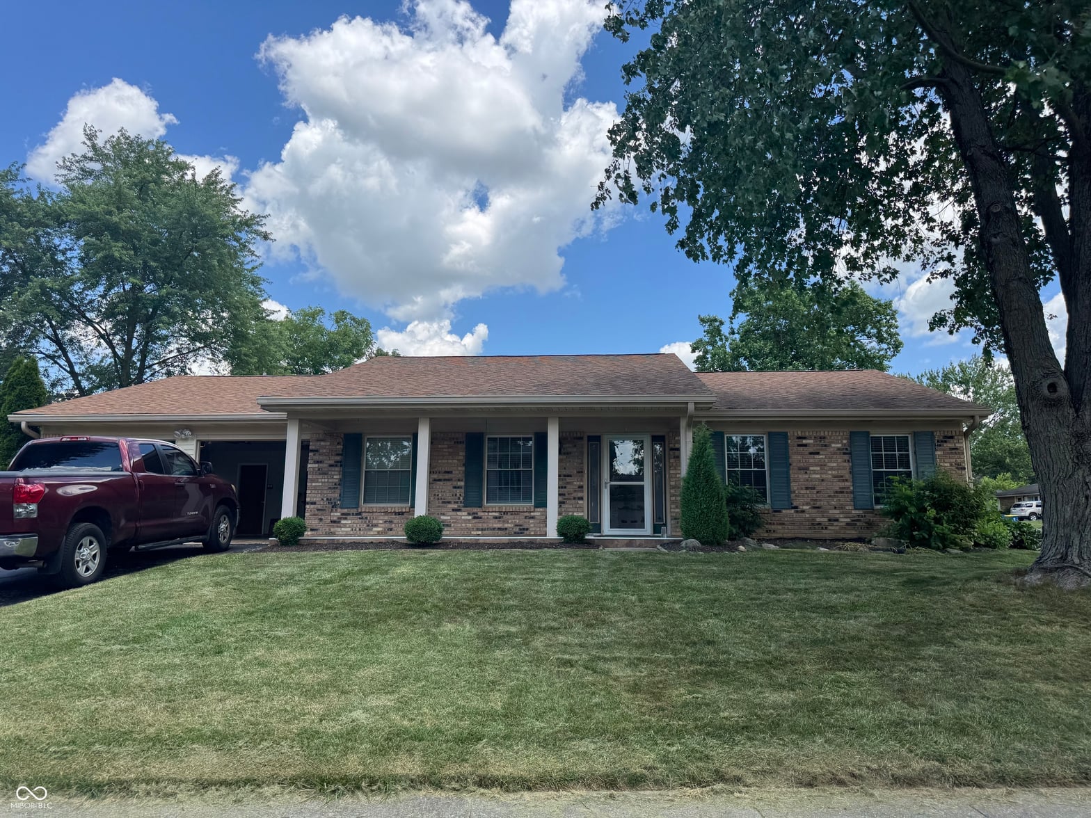 Front exterior at 337 Thornberry Drive, Carmel, IN