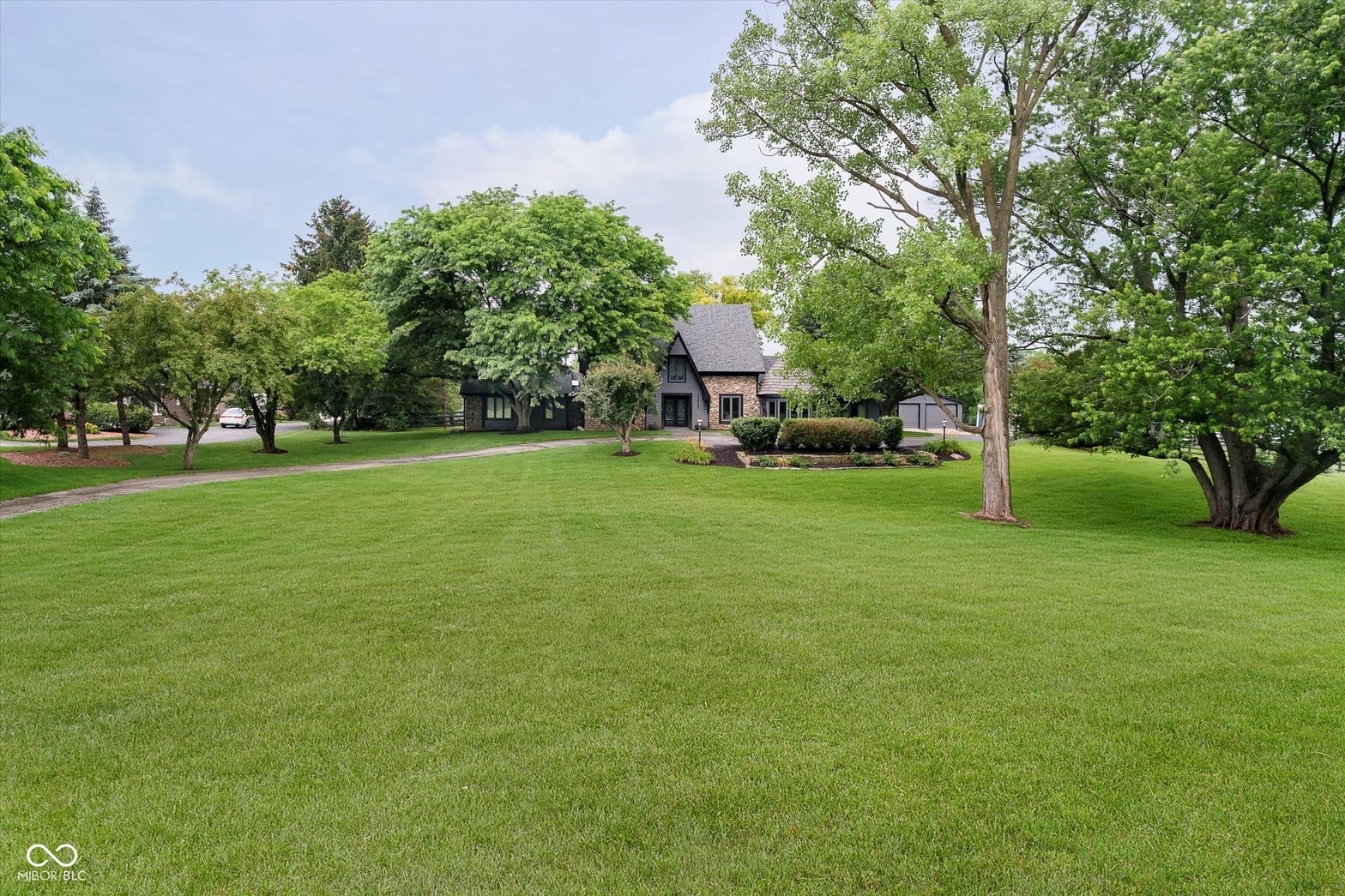 Photo of 16714 Oak Road, Westfield, IN
