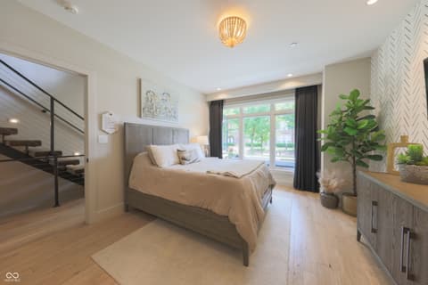 Photo of 80 Monon Boulevard, Carmel, IN
