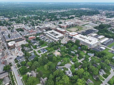 Photo of 80 Monon Boulevard, Carmel, IN
