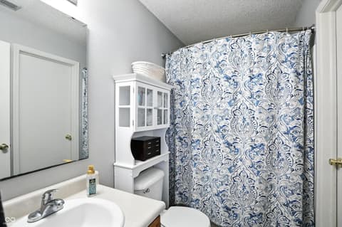 Photo of 19433 Tradewinds Drive, Noblesville, IN