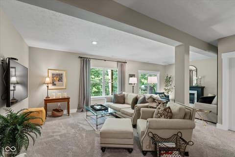 Family room at 14442 Treasure Creek Lane, Fishers, IN