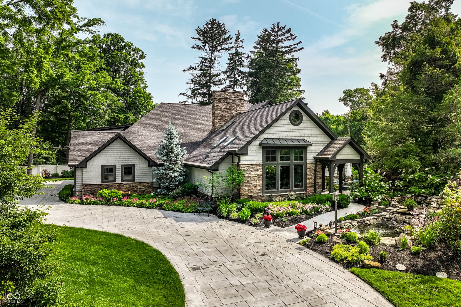 Photo of 8651 Emerald Lane, Indianapolis, IN