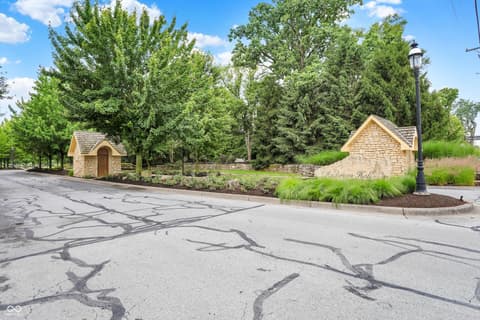 Photo of 10805 Solis Circle, Fishers, IN