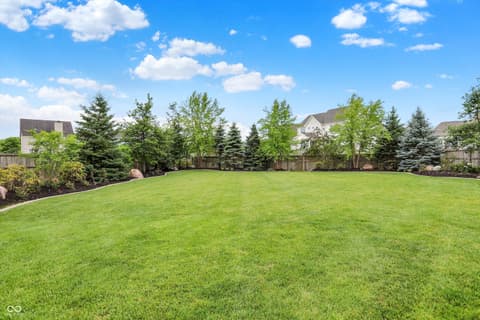 Photo of 10805 Solis Circle, Fishers, IN