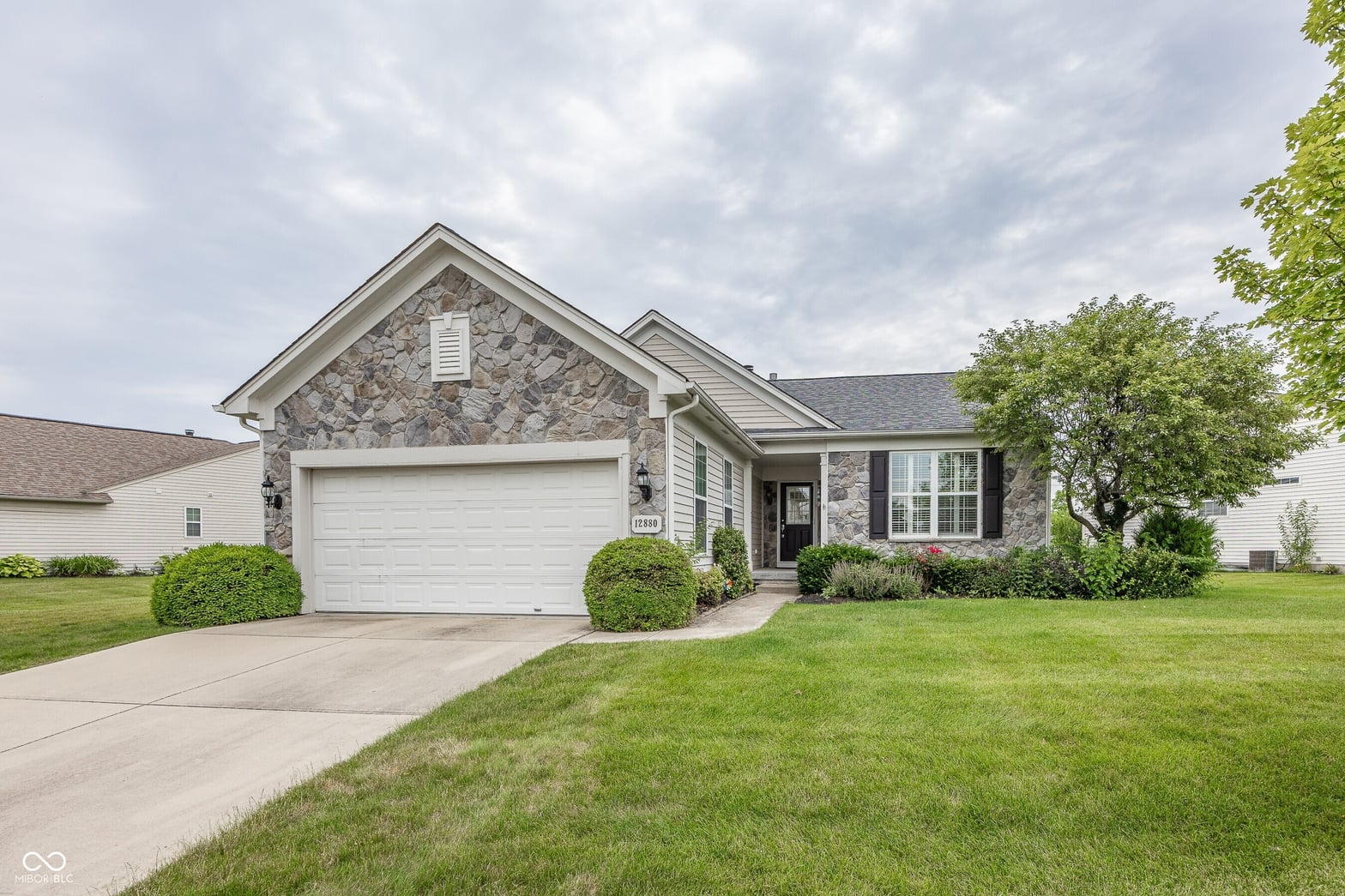Photo of 12880 Oxbridge Place, Fishers, IN