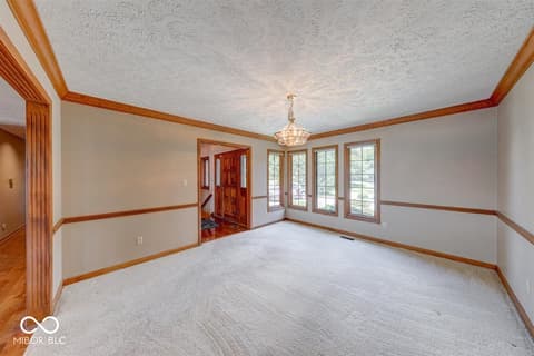 Photo of 109 Edgewater Drive, Noblesville, IN