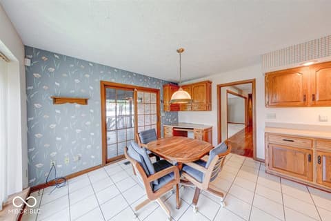 Photo of 109 Edgewater Drive, Noblesville, IN