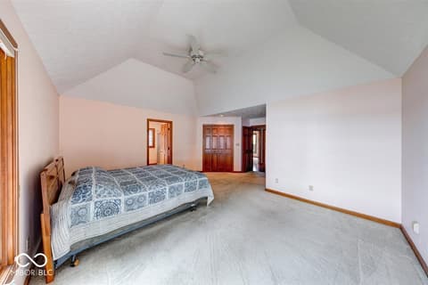Photo of 109 Edgewater Drive, Noblesville, IN