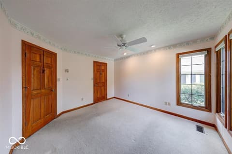 Photo of 109 Edgewater Drive, Noblesville, IN