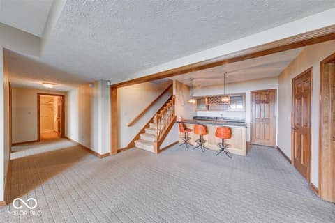 Photo of 109 Edgewater Drive, Noblesville, IN